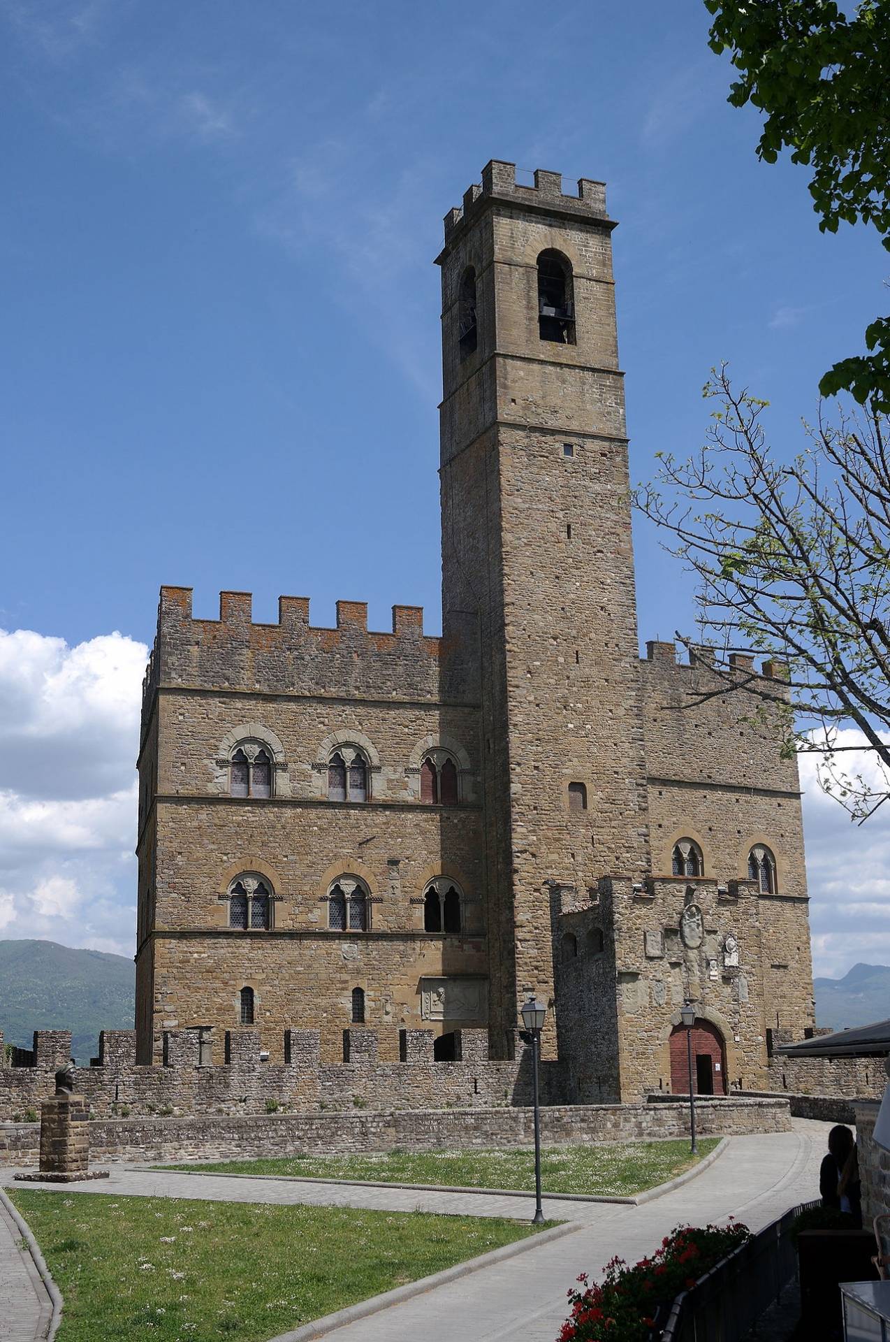 Castello dei Conti Guidi (Poppi)